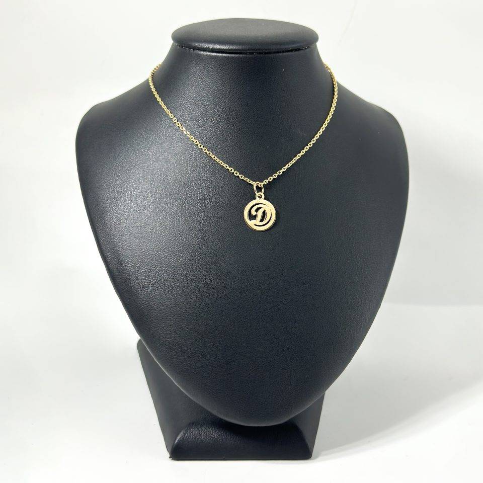 Lantisor cu initiala d din aur 14k