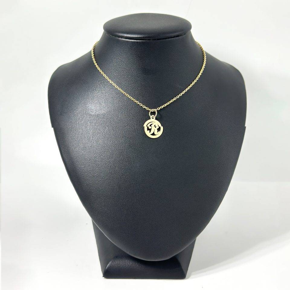 Lantisor cu initiala r din aur 14k