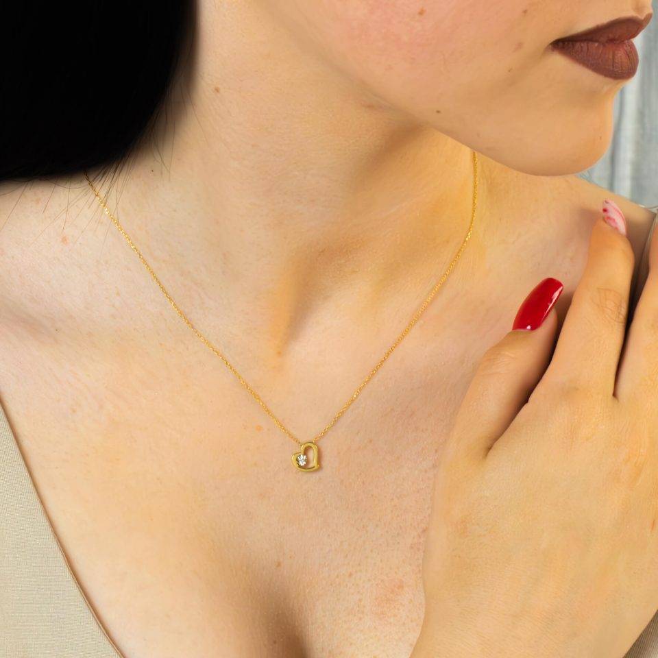 Lantisor cu inima aur galben 14K si diamant brilliant